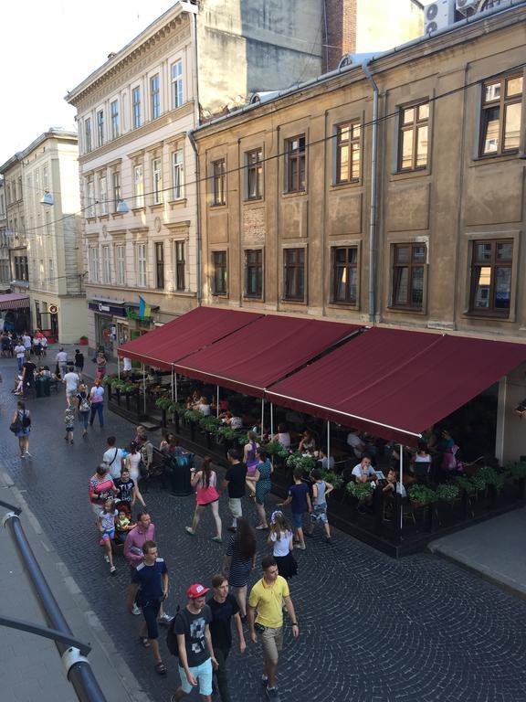 Magnificent Apartment On Halitska Lviv Exterior foto